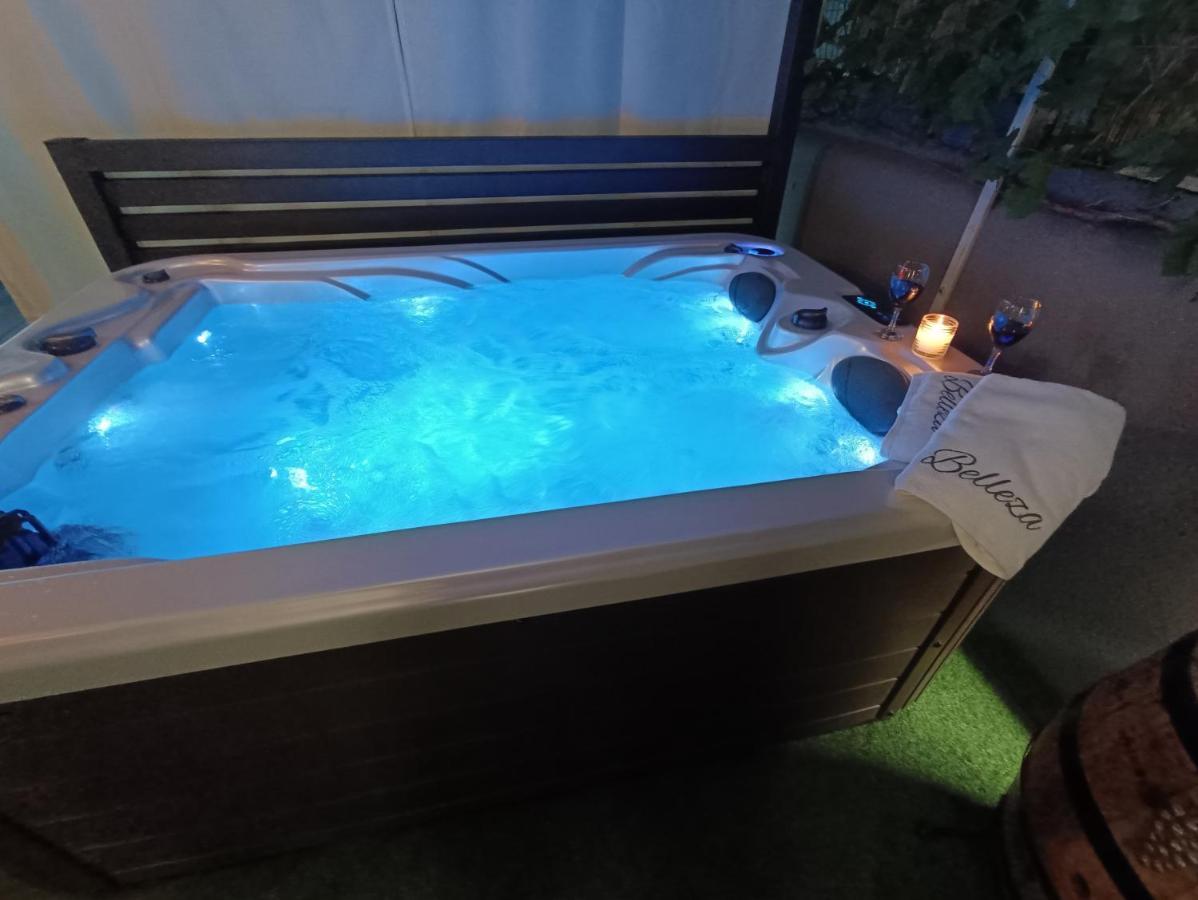 Apartment Belleza With Private Jacuzzi Задар Екстер'єр фото